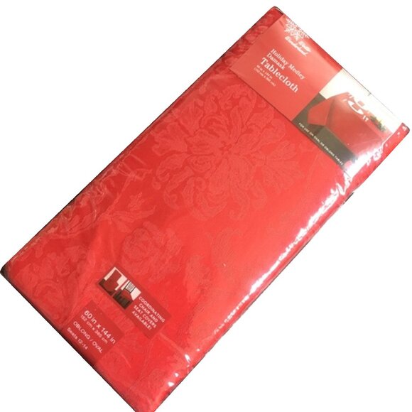 brand new Set: 1 RED Damask Fabric 60"x144" Tablecloth AND 12 Table Napkins - Picture 3 of 10